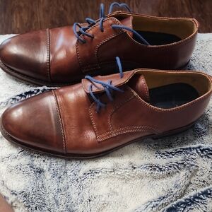 Elegant Brown Leather Oxfords with Blue Accents